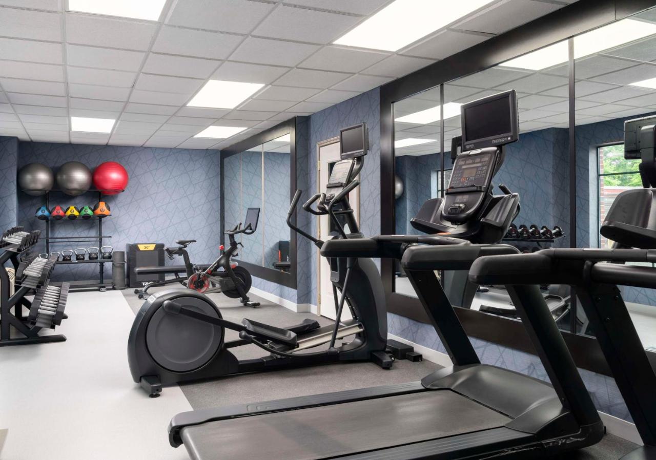 | Homewood Suites by Hilton Hartford South-Glastonbury