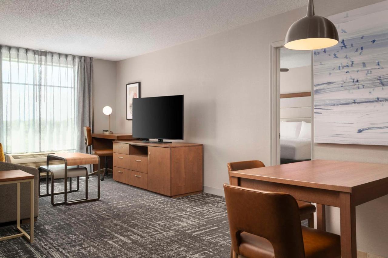 | Homewood Suites by Hilton Hartford South-Glastonbury