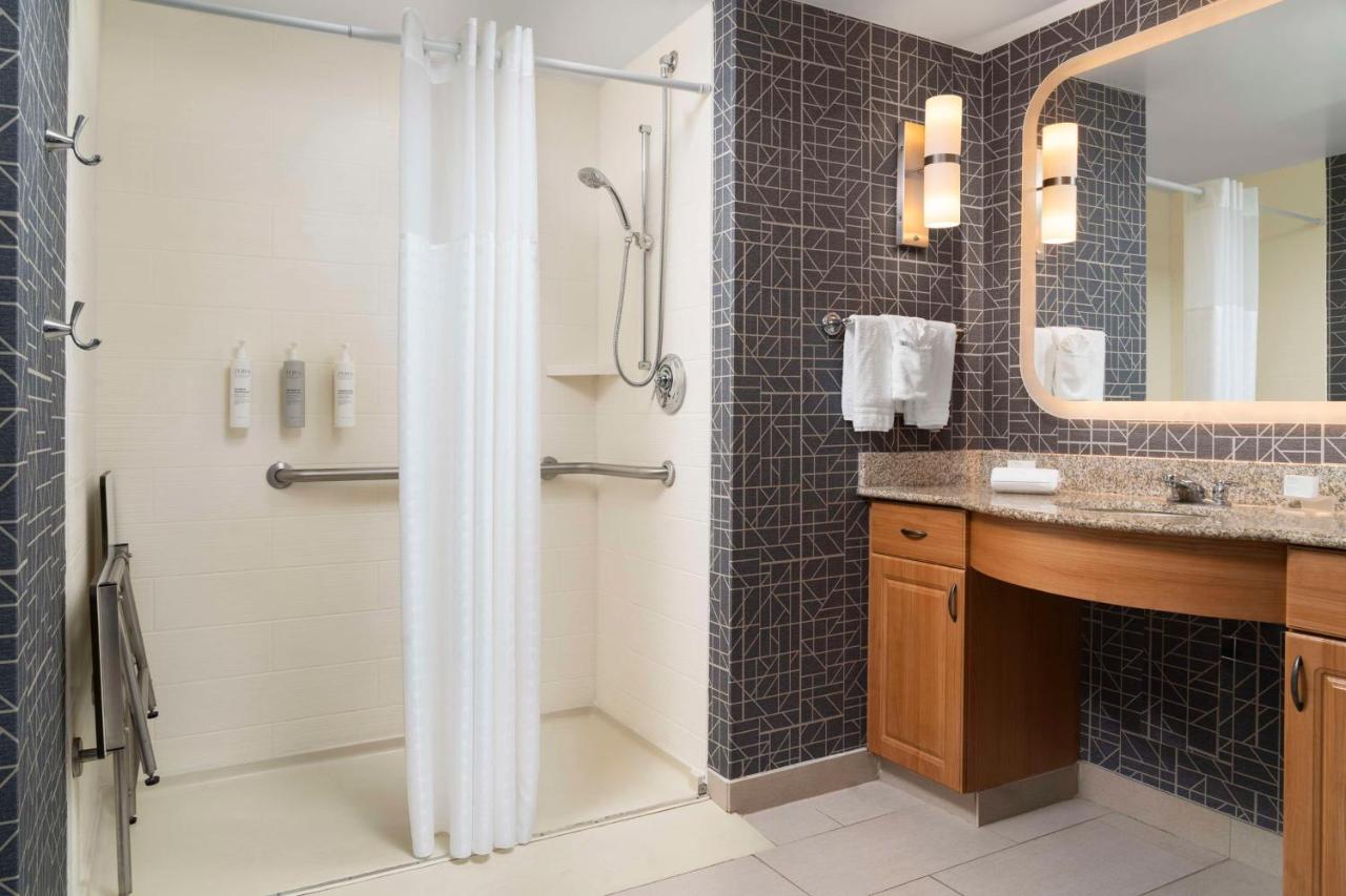 | Homewood Suites by Hilton Hartford South-Glastonbury