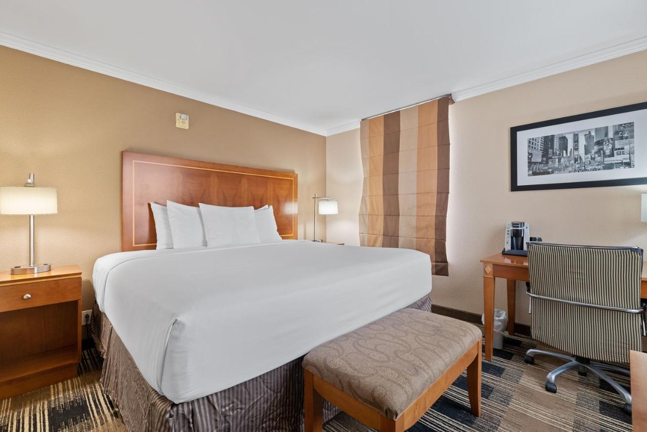 | Hotel Executive Suites