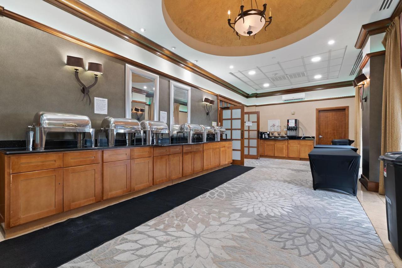 | Hotel Executive Suites