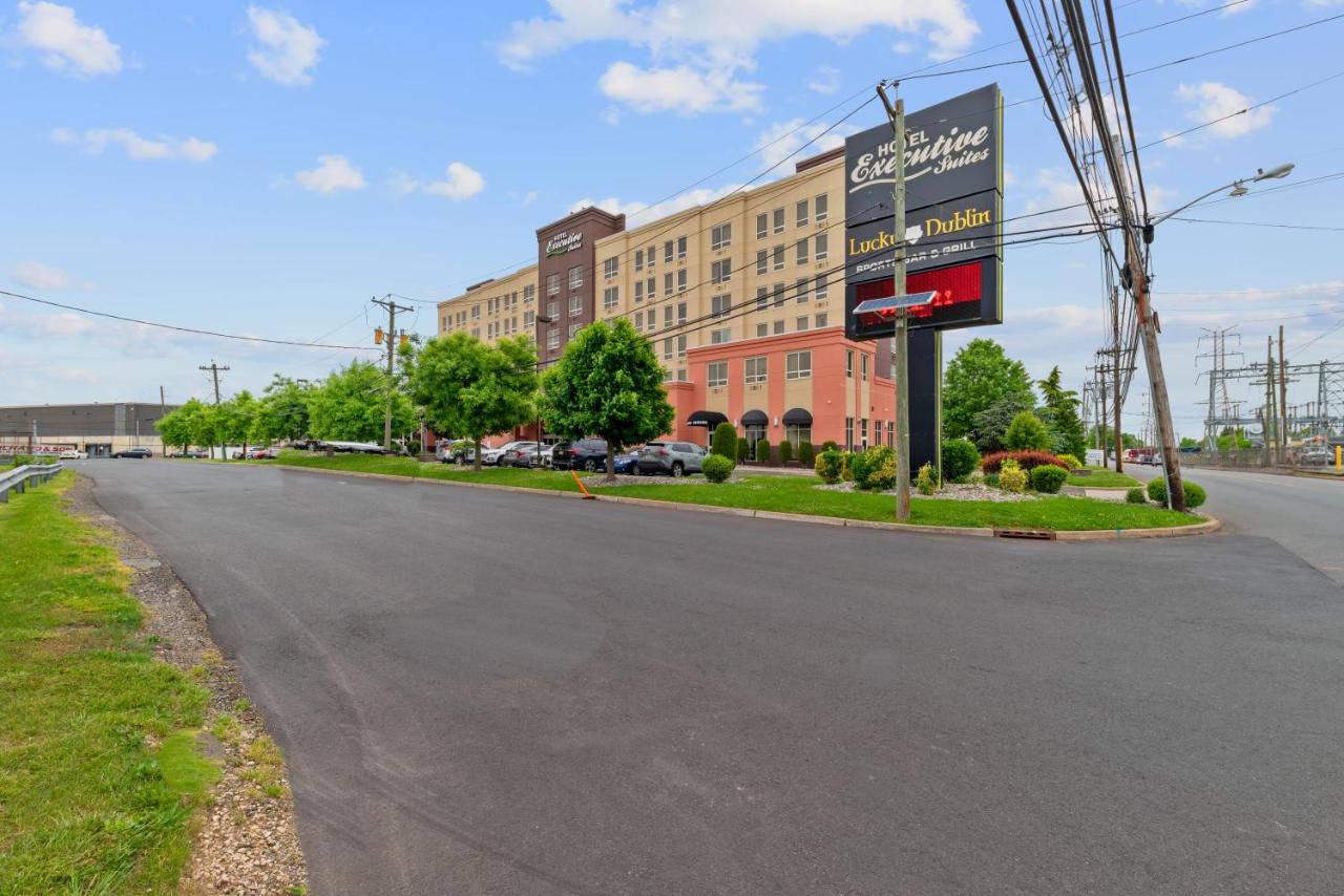 | Hotel Executive Suites