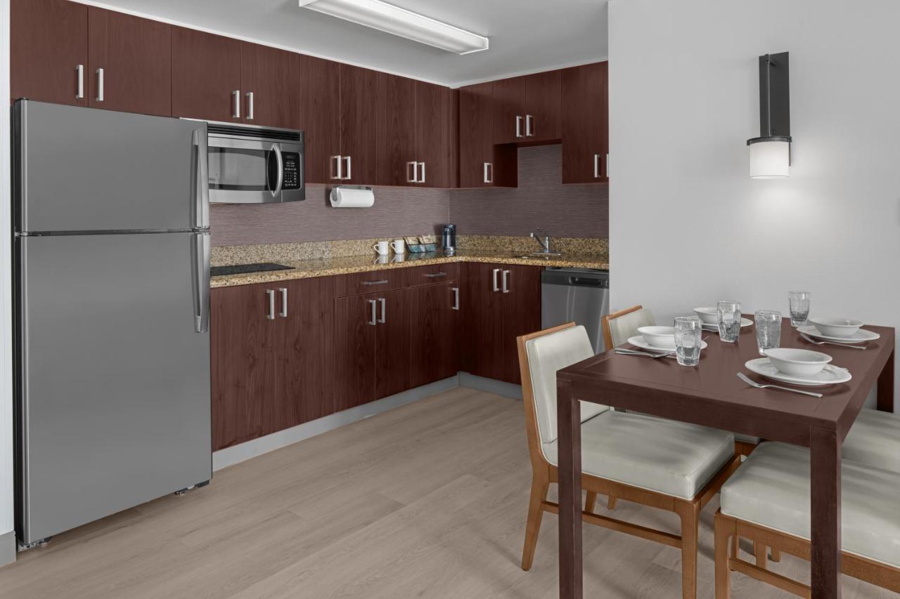 | Residence Inn By Marriott Santa Clarita Valencia