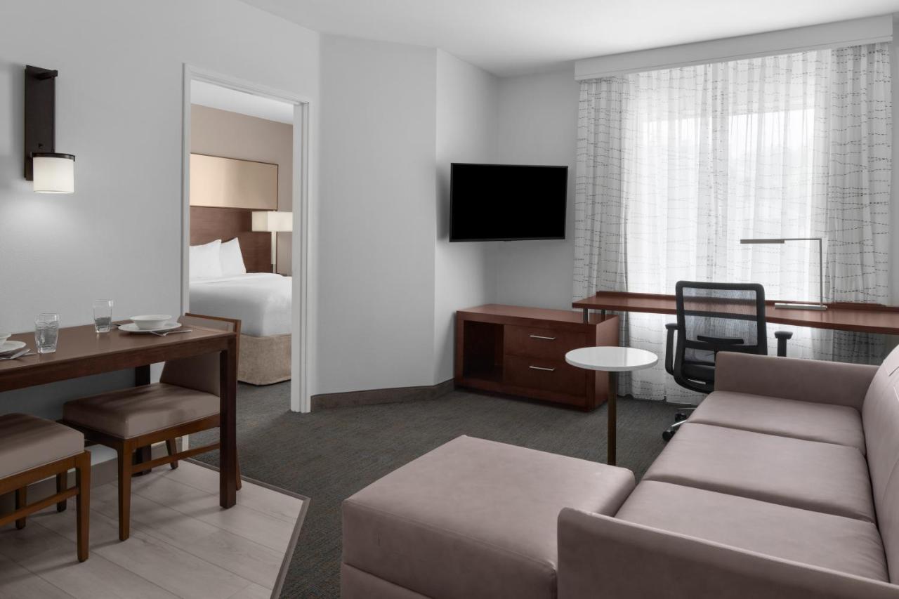 | Residence Inn By Marriott Santa Clarita Valencia
