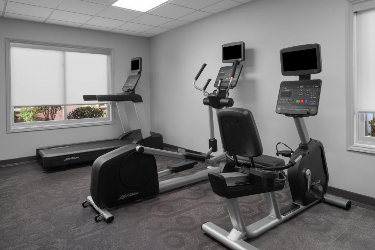 | Residence Inn By Marriott Santa Clarita Valencia
