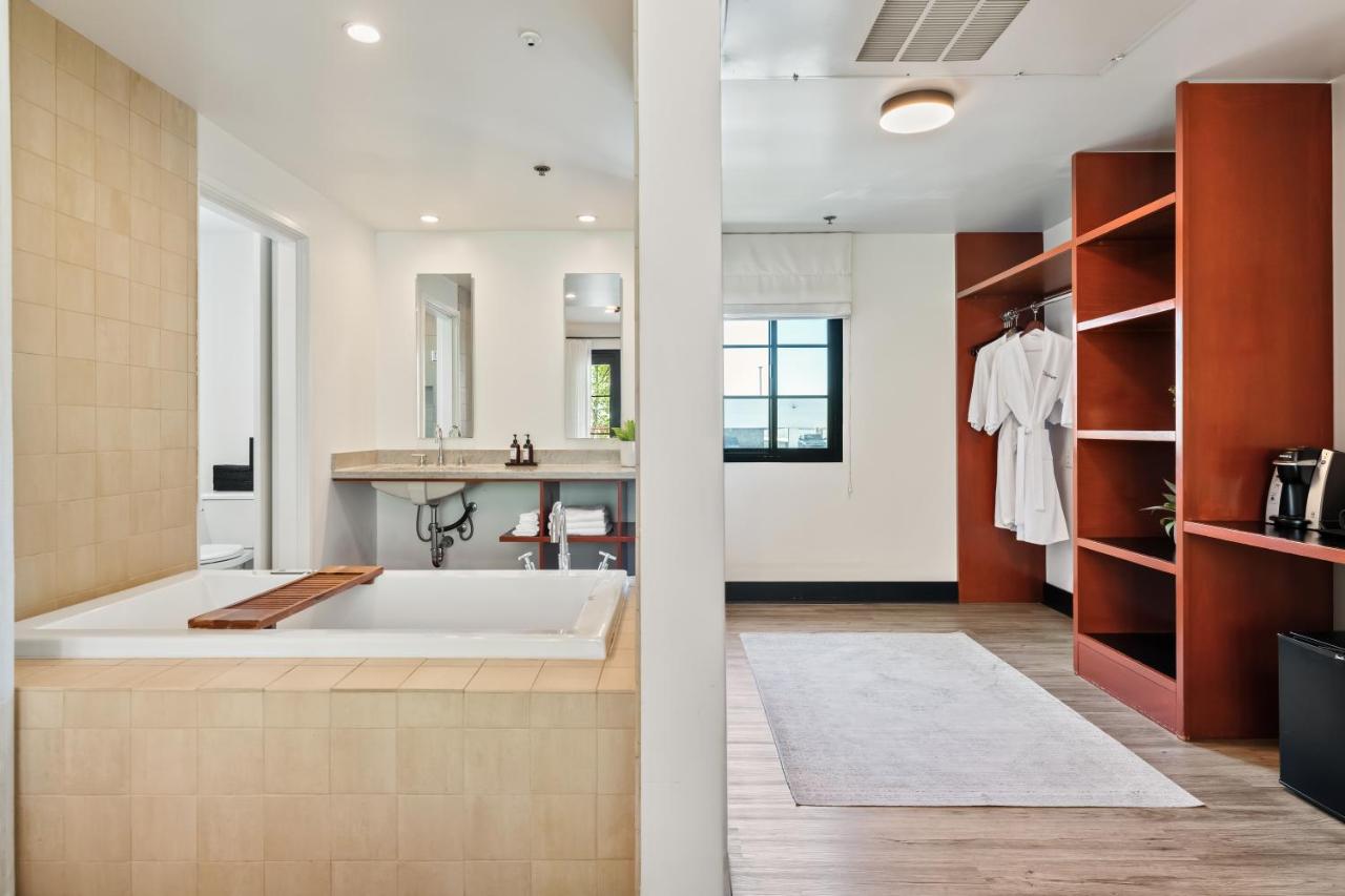 | Hotel Casa 425 + Lounge, A Four Sisters Inn