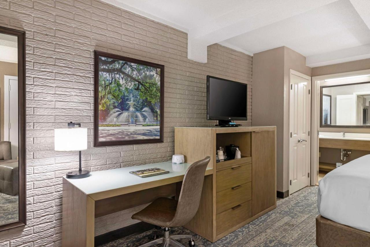 King Room - Non-Smoking at Best Western Savannah Historic District