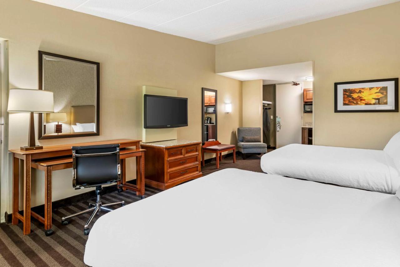  | Best Western Springfield Hotel