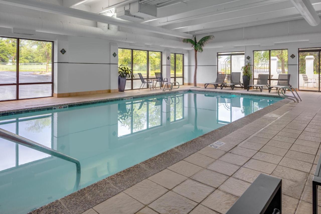  | Holiday Inn Hotel & Suites Springfield - I-44, an IHG Hotel