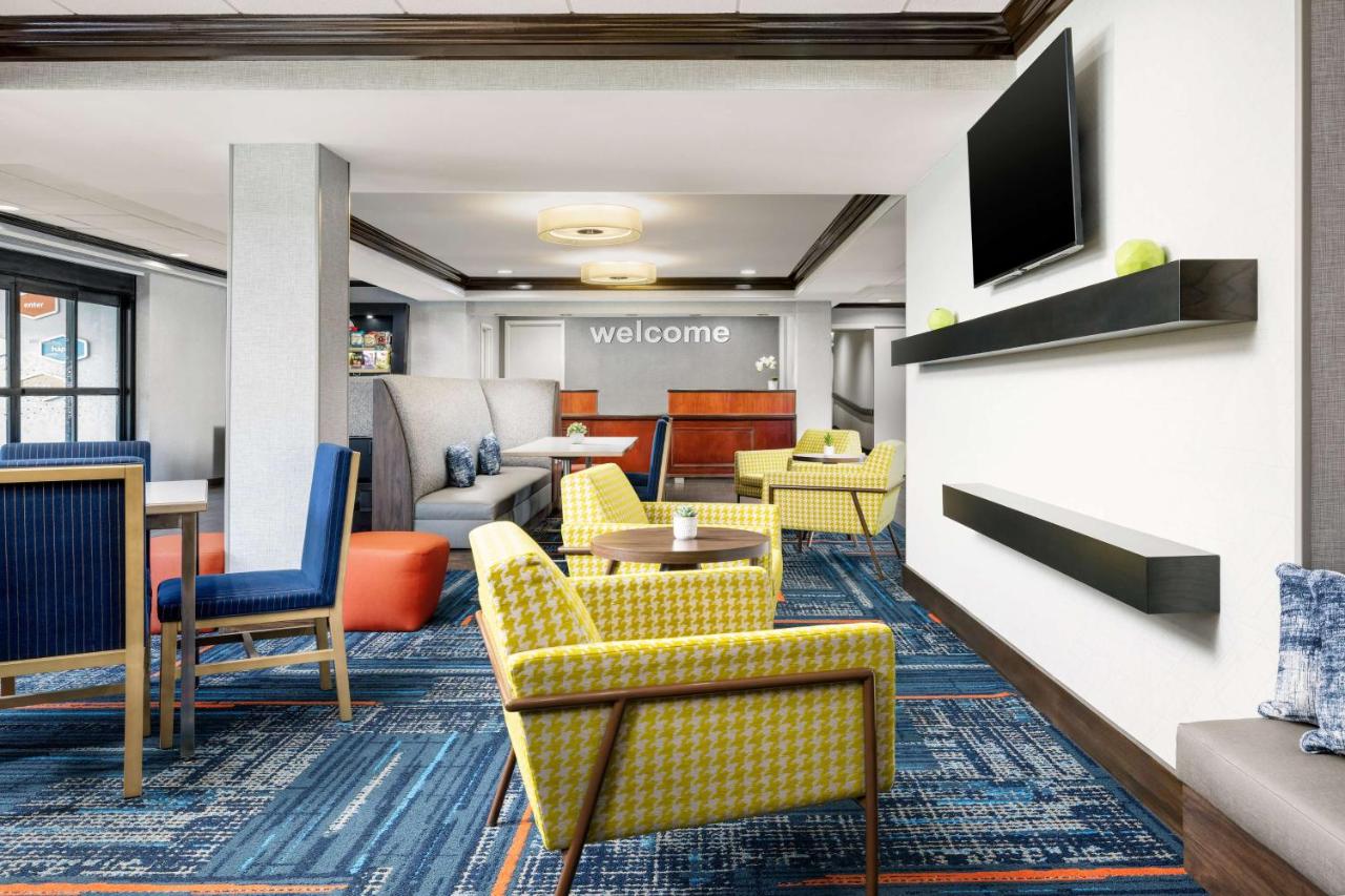 | Hampton Inn Long Island/Islandia