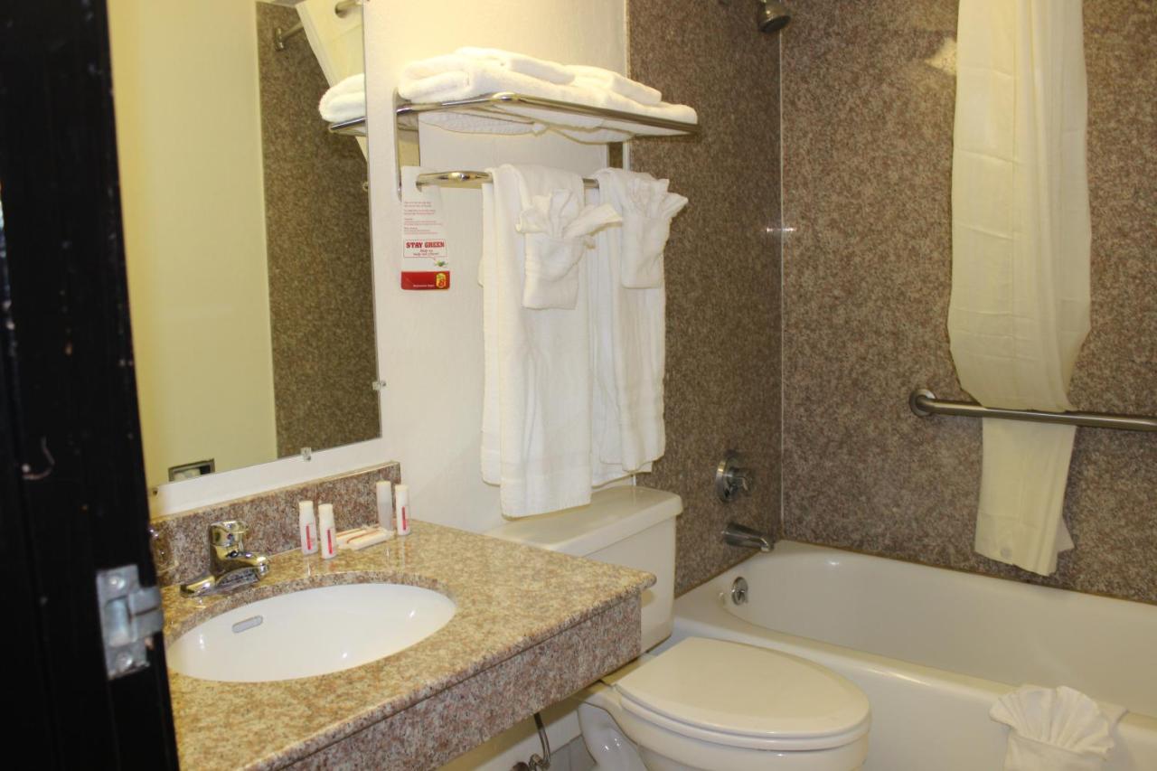 Deluxe Double Room with Two Double Beds - Non-Smoking at Super 8 by Wyndham Tuscaloosa