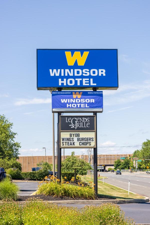 | Days Inn by Wyndham East Windsor/Hightstown