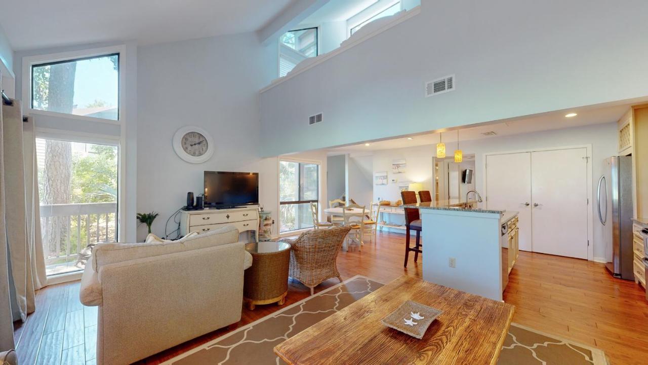 | 204 Turnberry Village