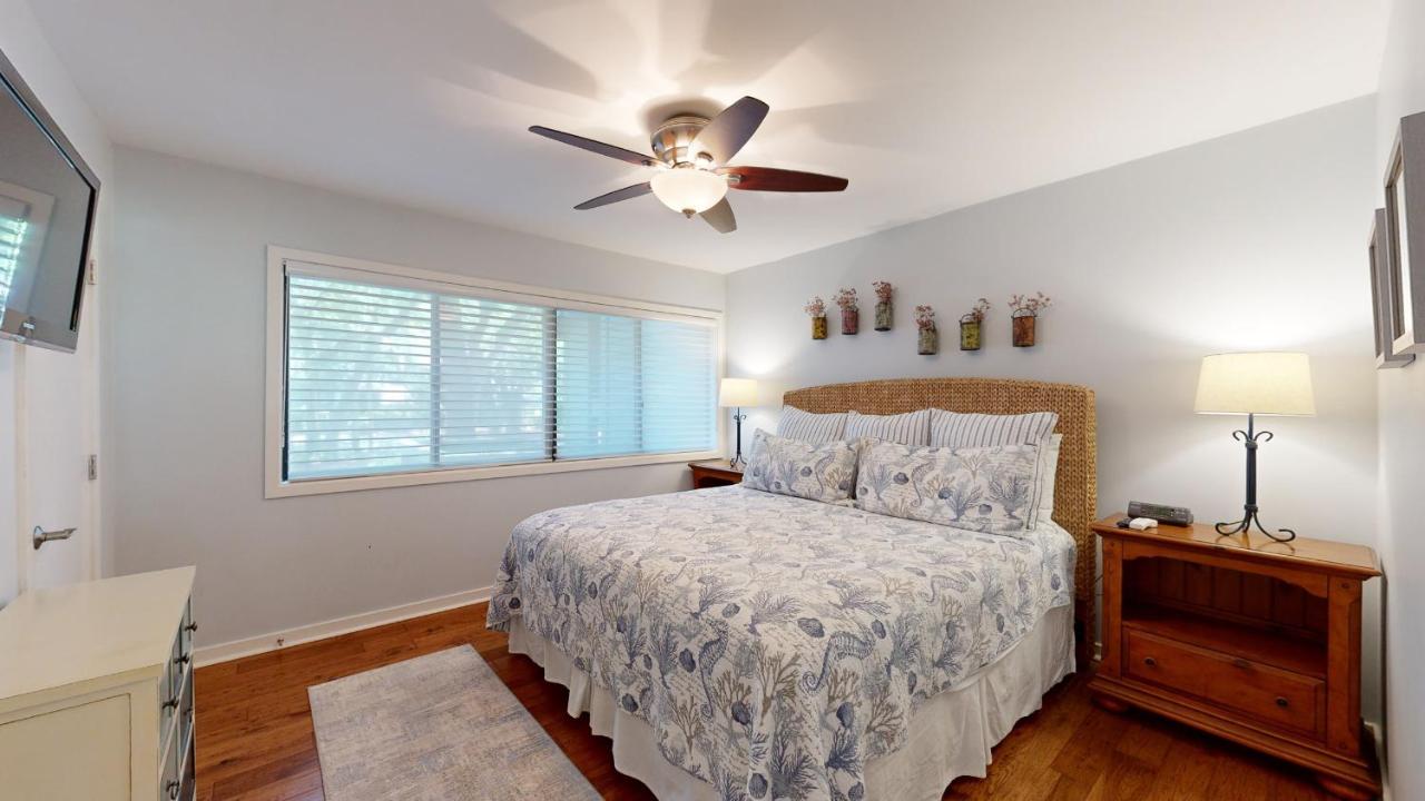| 204 Turnberry Village