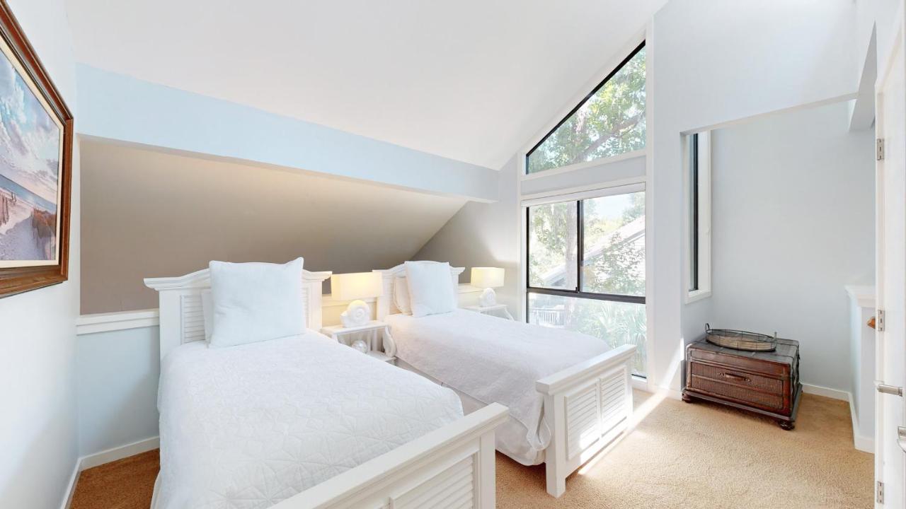 | 204 Turnberry Village
