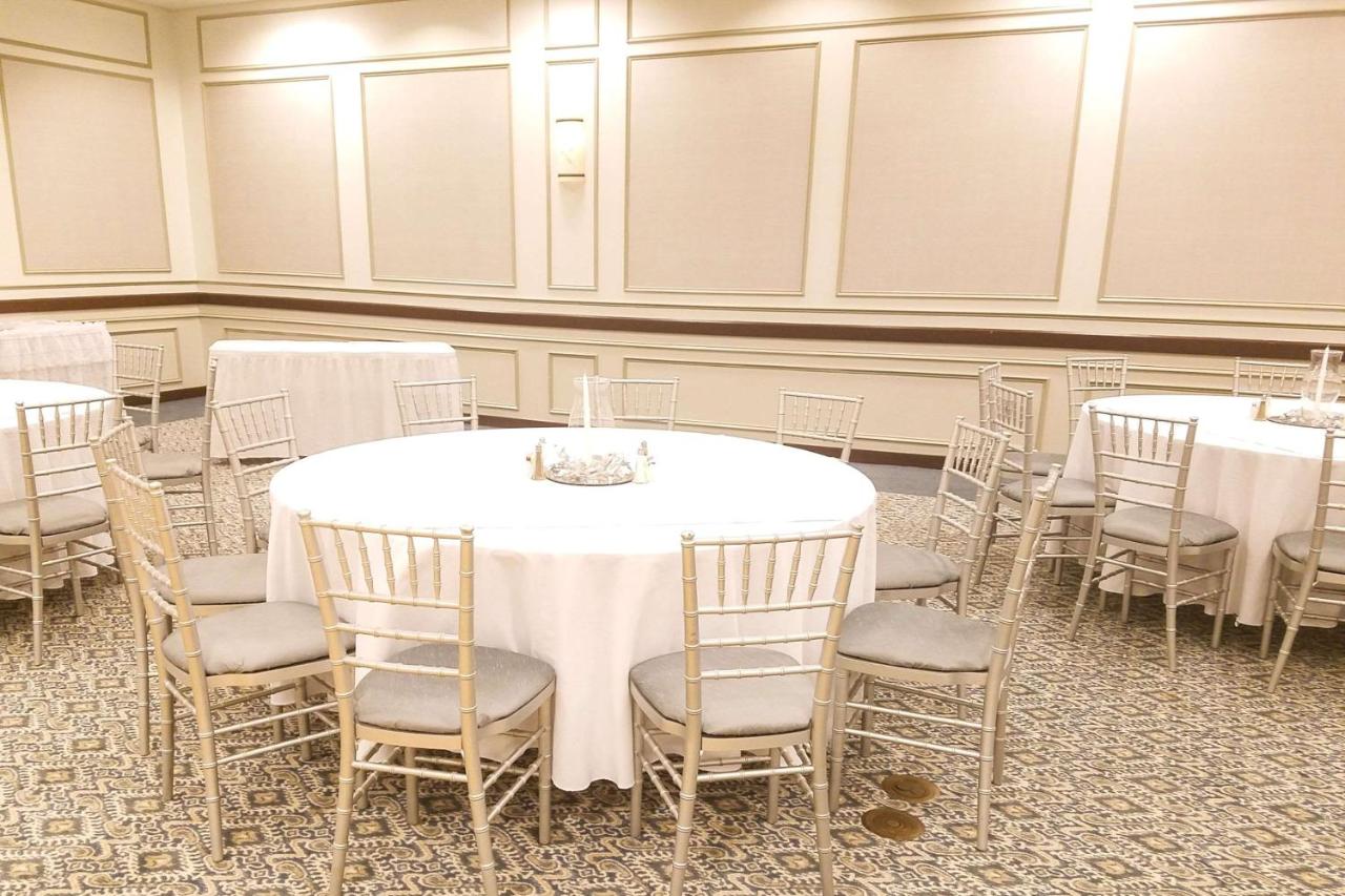  | Comfort Inn Conference Center Bowie