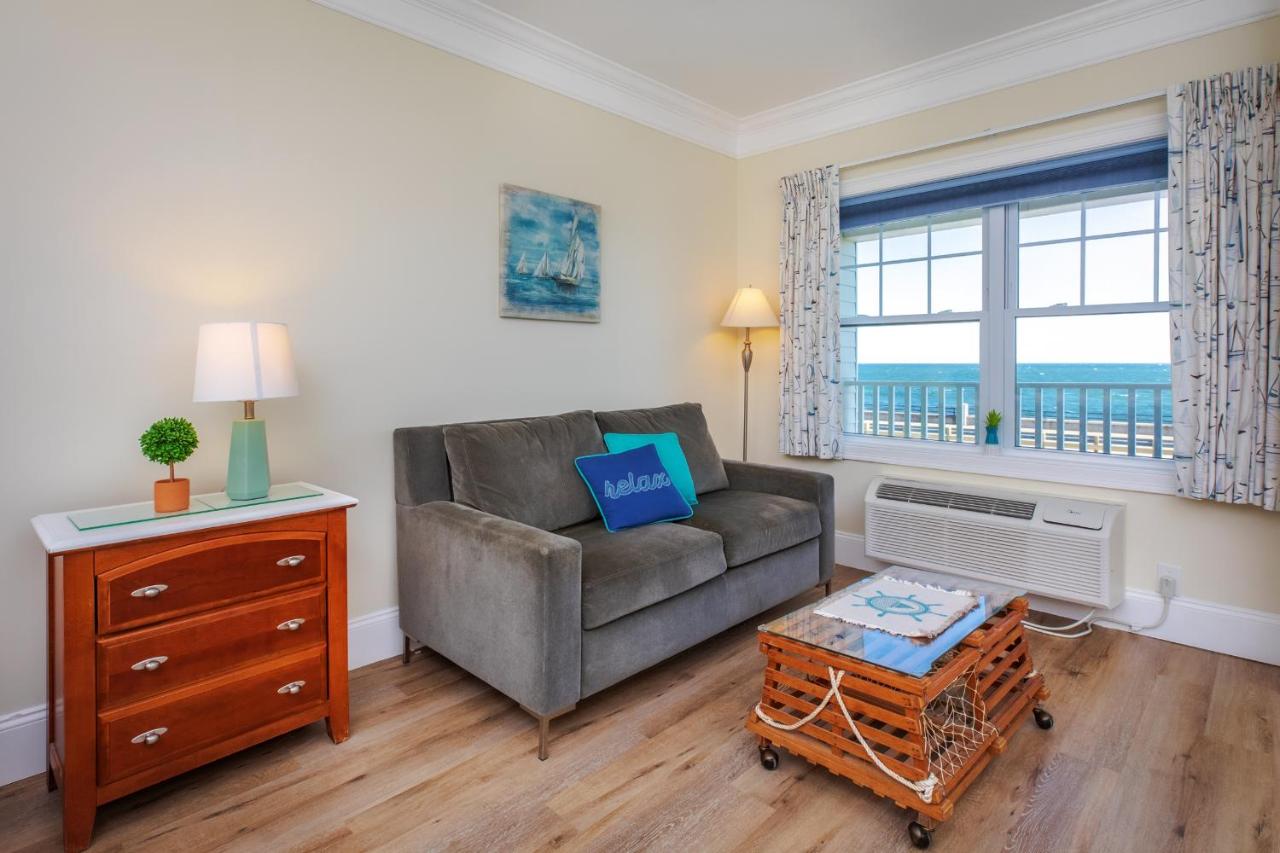 | Atlantic Breeze Suites