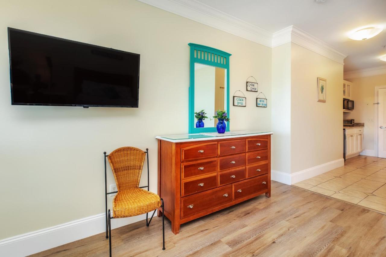 | Atlantic Breeze Suites