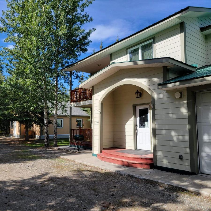 | Alaska Country Inn