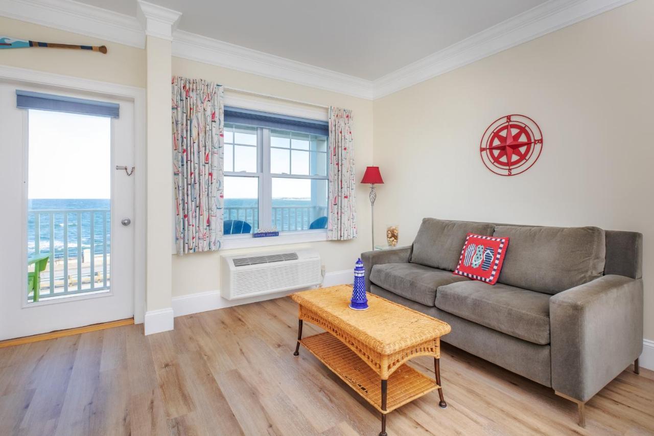 | Atlantic Breeze Suites