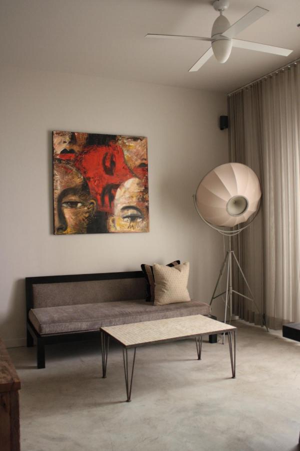 | Loft 523