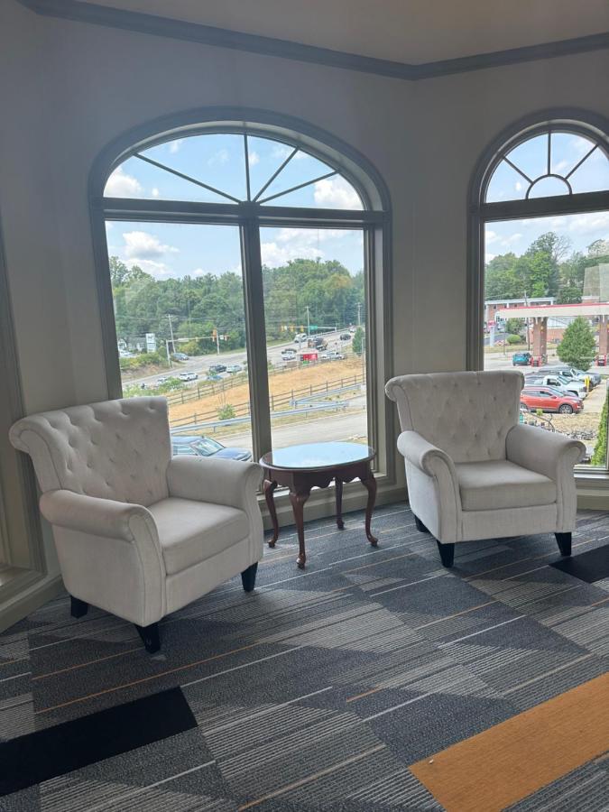 | Inn at Mountainview