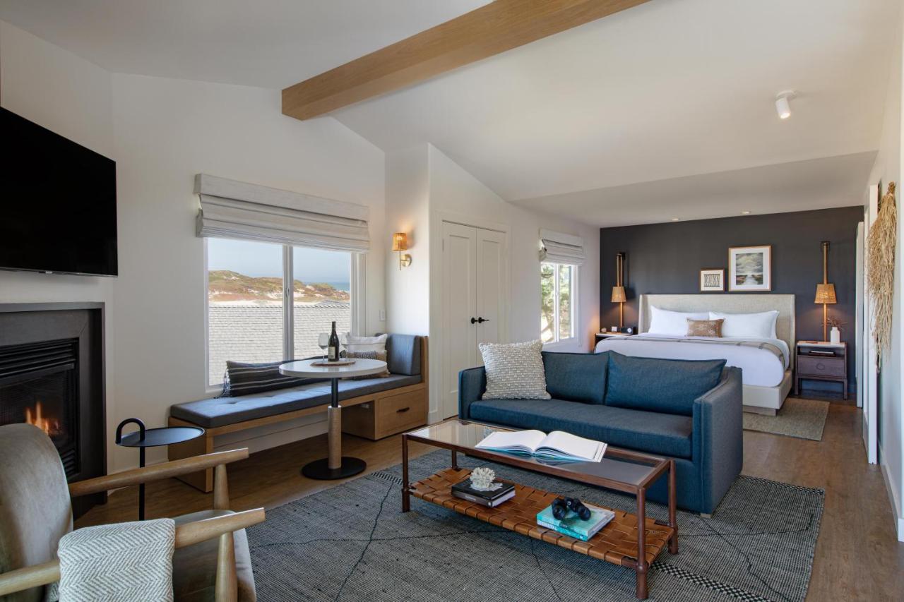 Panoramic Oceanfront Suite at Sanctuary Beach Resort