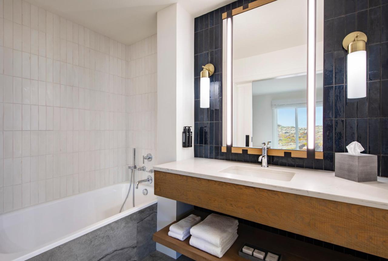 Panoramic Oceanfront Suite at Sanctuary Beach Resort