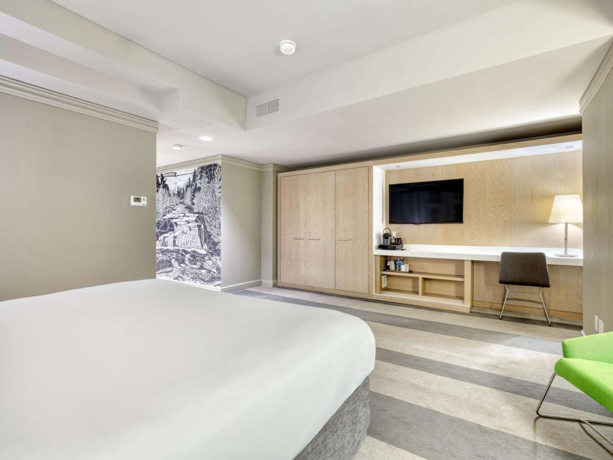 King Studio Suite - Non-Smoking at The Royal Sonesta Minneapolis Downtown
