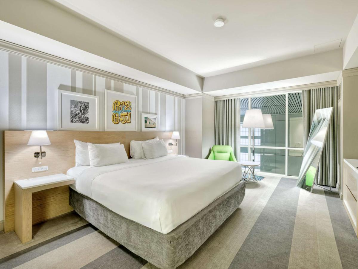 King Studio Suite - Non-Smoking at The Royal Sonesta Minneapolis Downtown