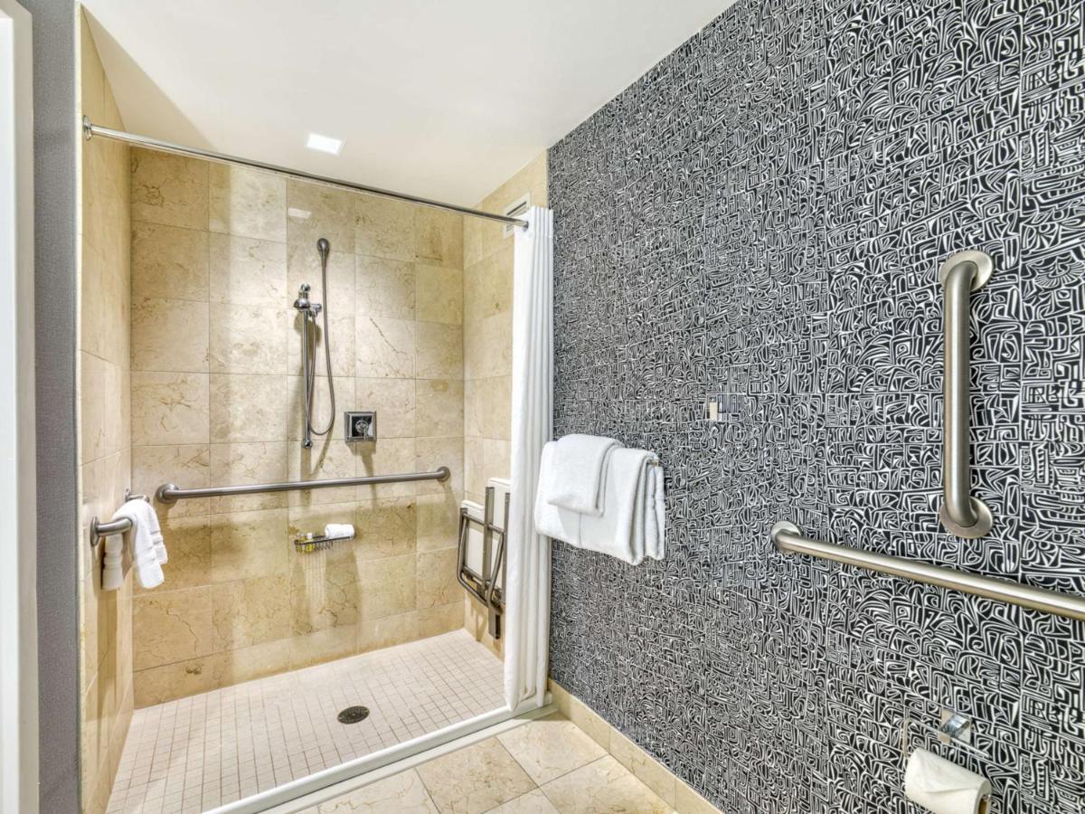 Queen Room with Two Queen Beds - Disability Access/Non-Smoking at The Royal Sonesta Minneapolis Downtown