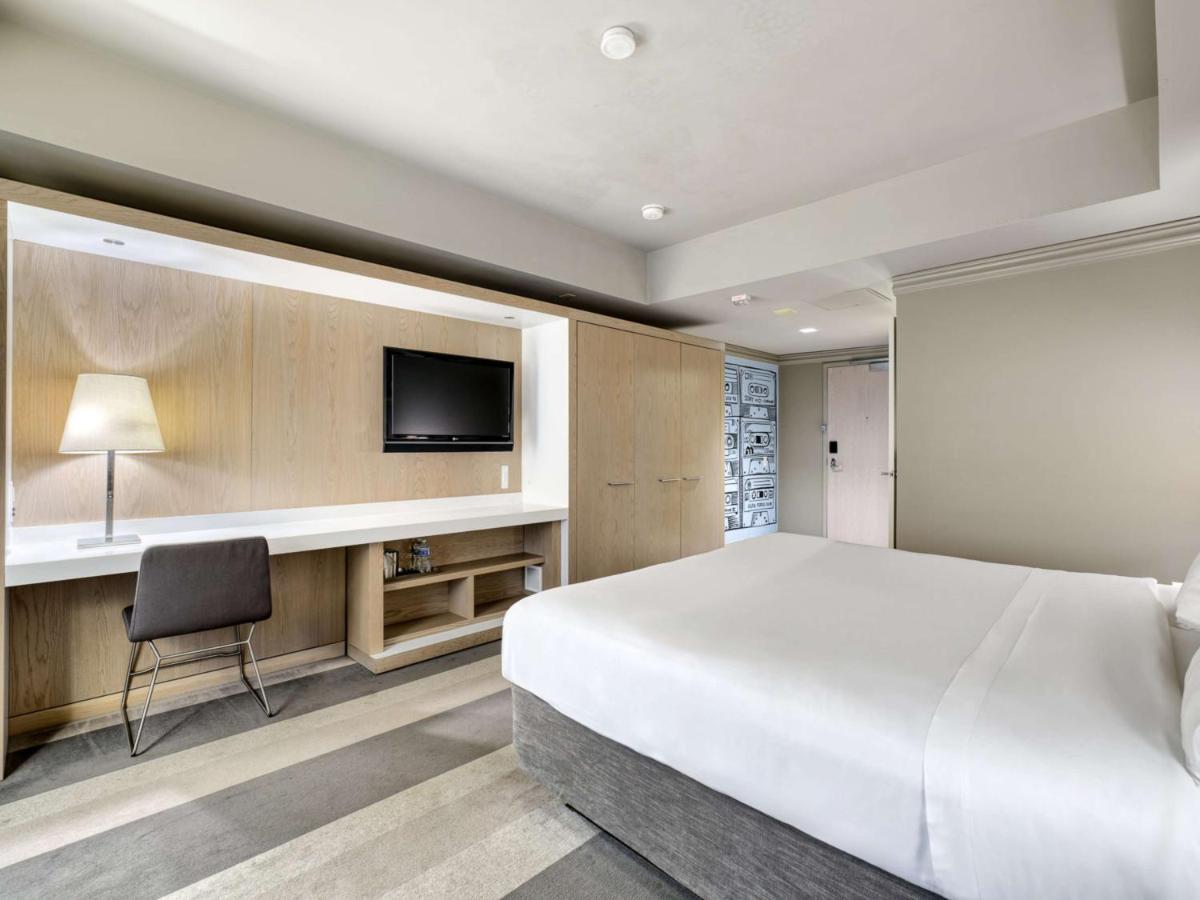 Premium King Room - Non-Smoking at The Royal Sonesta Minneapolis Downtown