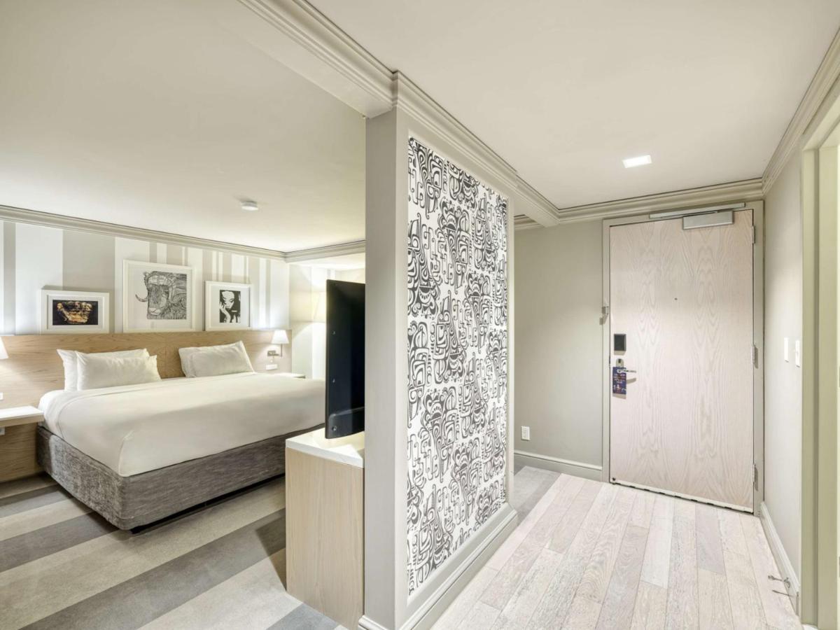 Business King Suite - Non-Smoking at The Royal Sonesta Minneapolis Downtown