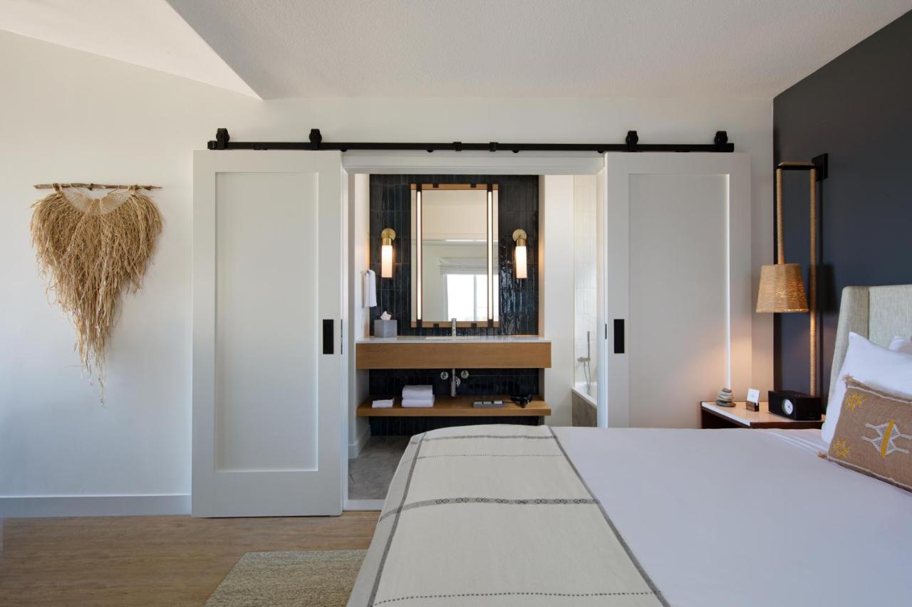 Panoramic Oceanfront Suite at Sanctuary Beach Resort