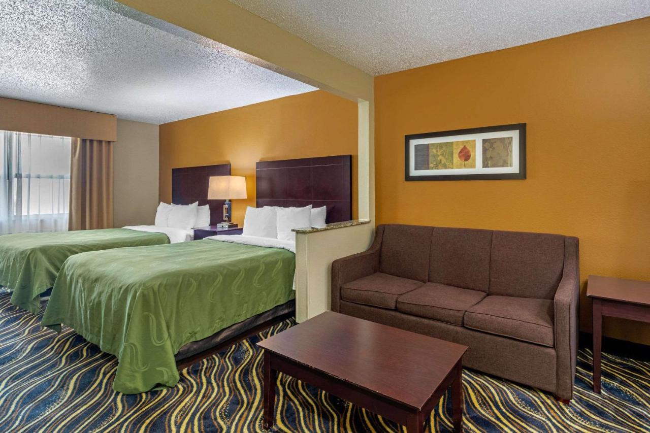 Queen Suite with Two Queen Beds - Non-Smoking at Quality Suites Addison - Dallas