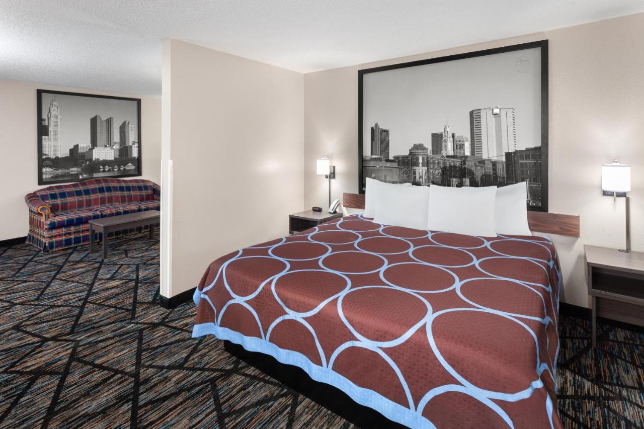 | Super 8 by Wyndham Mt. Vernon