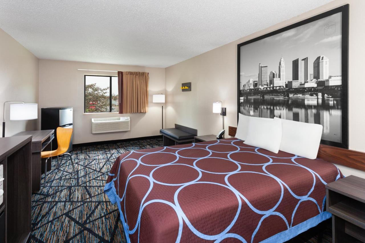 | Super 8 by Wyndham Mt. Vernon