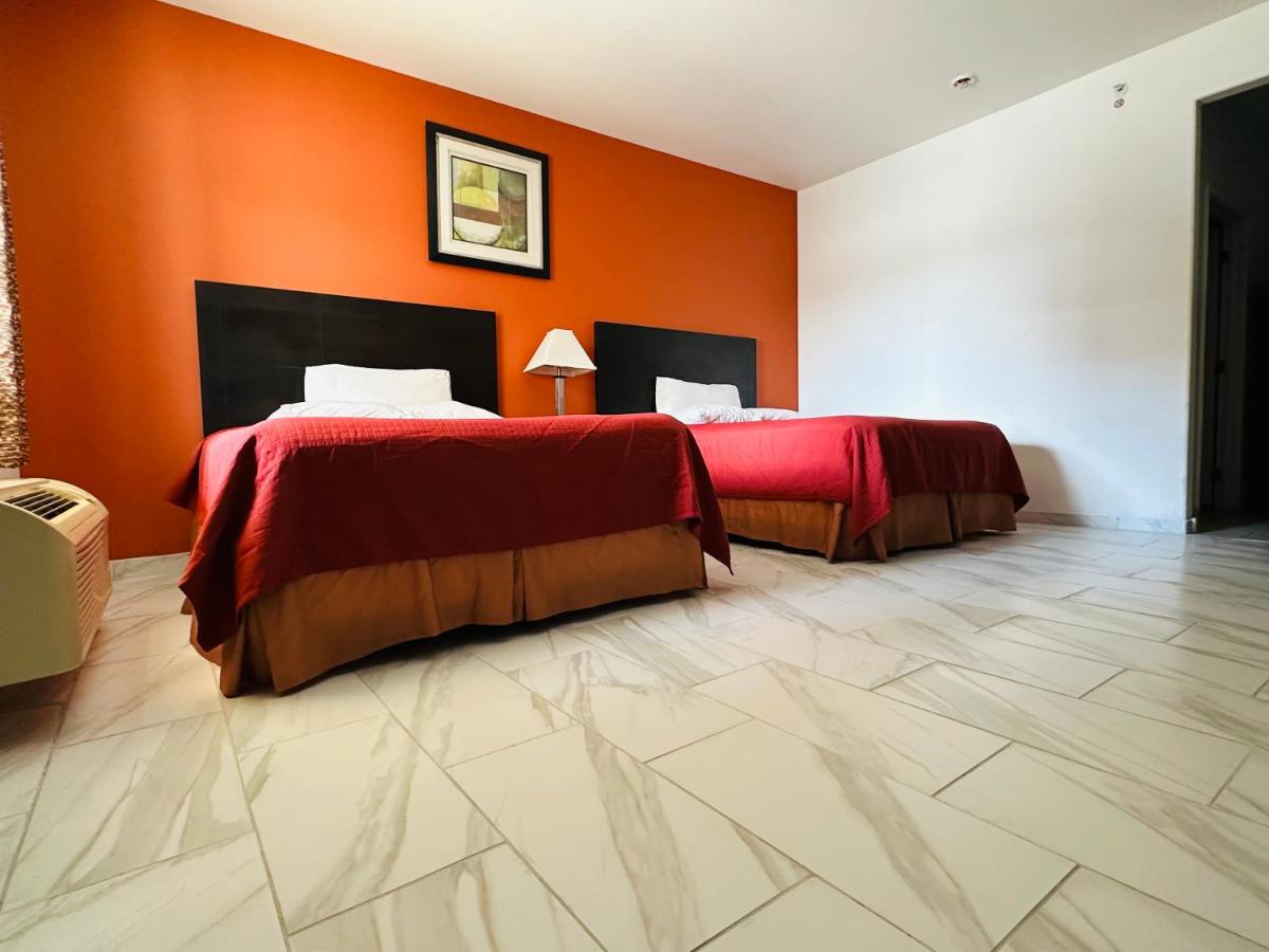  | Lux Inn and Suites