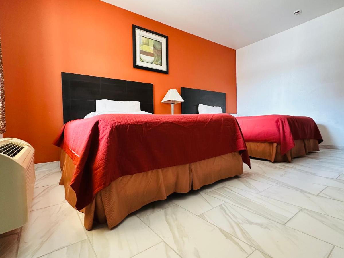  | Lux Inn and Suites