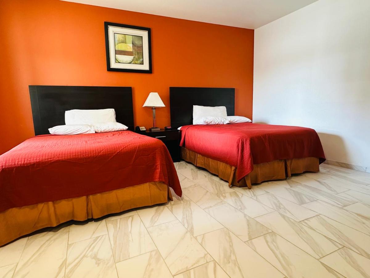  | Lux Inn and Suites