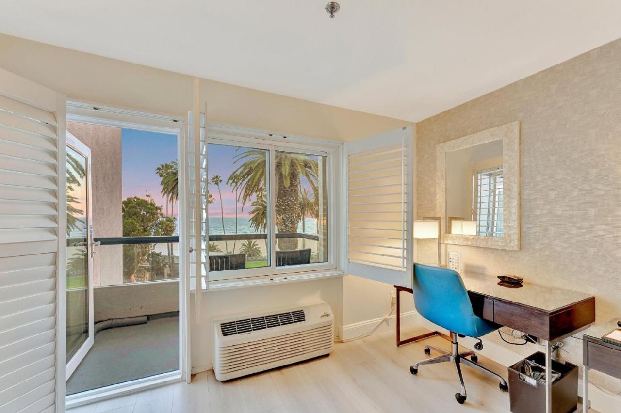 Deluxe Double Room with Two Double Beds - Ocean View at Ocean View Hotel