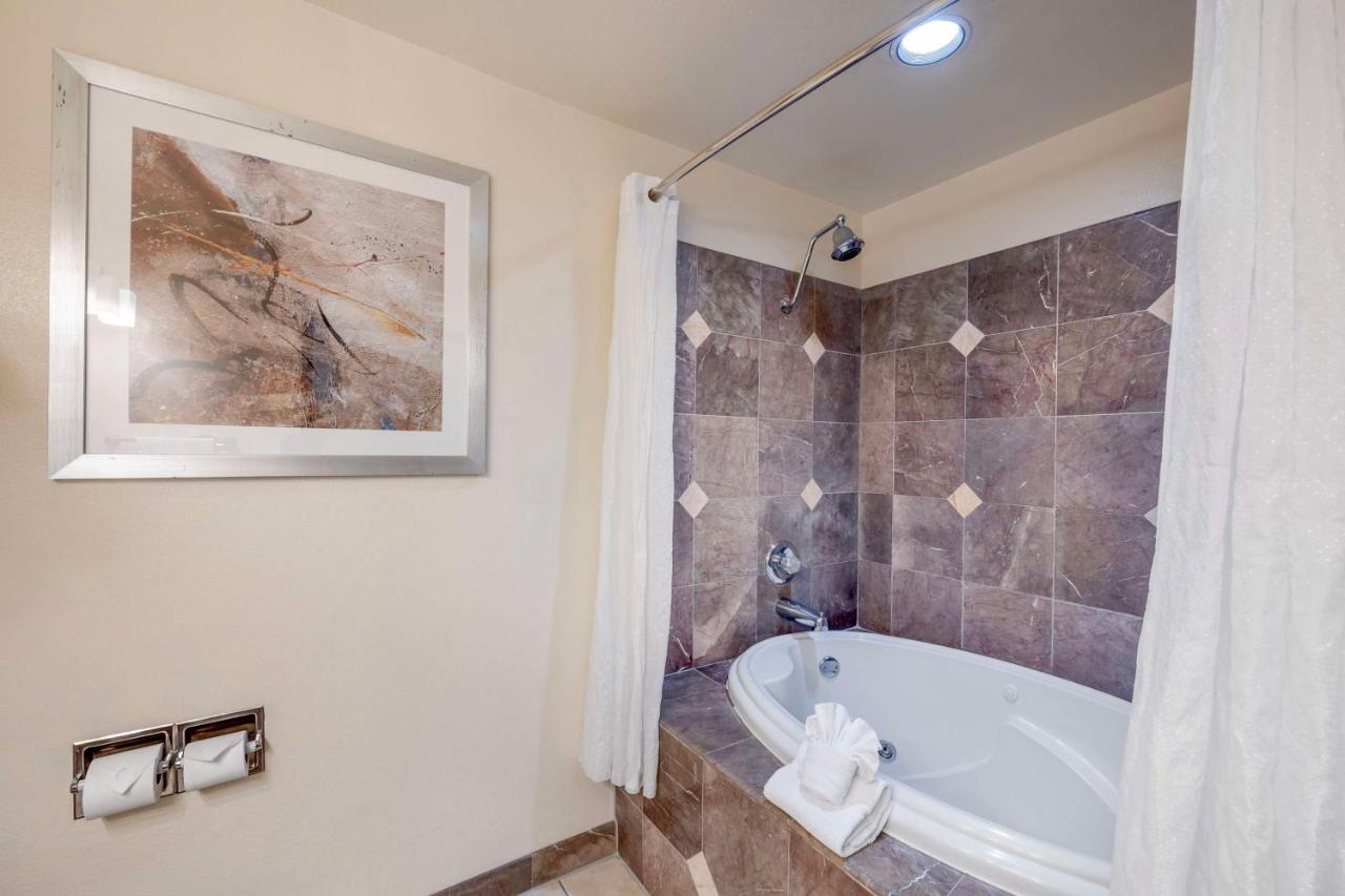 Executive King Suite with Jetted Tub at Best Western Plus Orchid Hotel & Suites