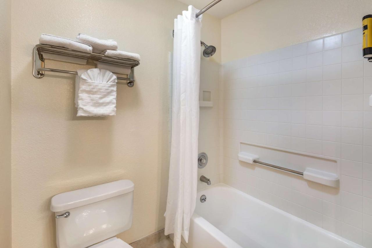 King Room - Non-Smoking at Best Western Plus Orchid Hotel & Suites