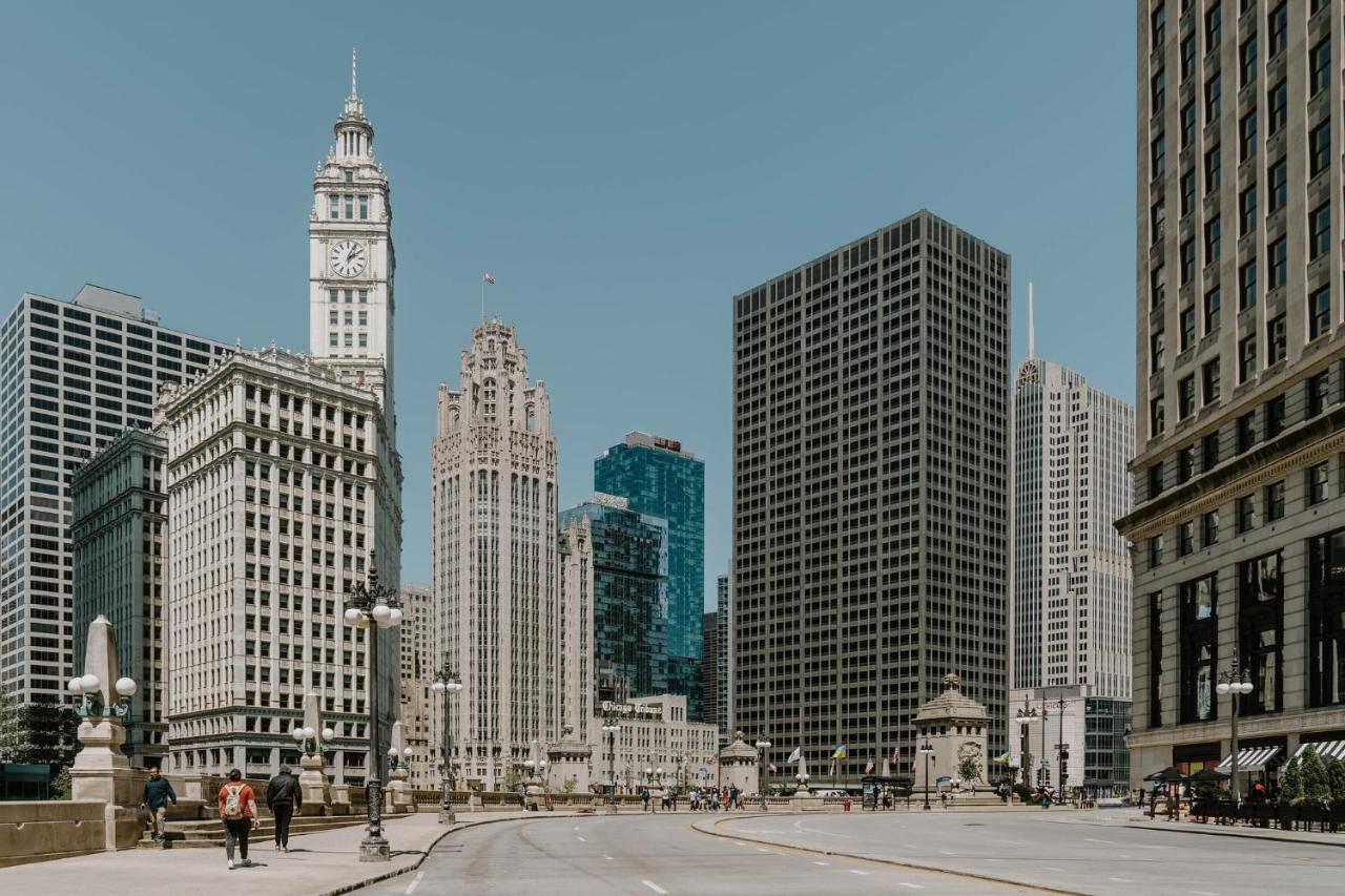 | Club Quarters Hotel Wacker at Michigan, Chicago