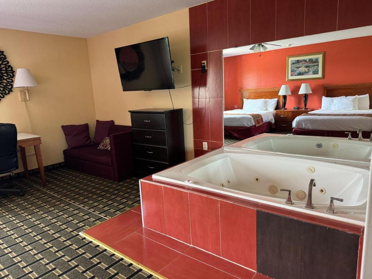 Deluxe King Suite - Non-Smoking at Baymont by Wyndham Springfield IL