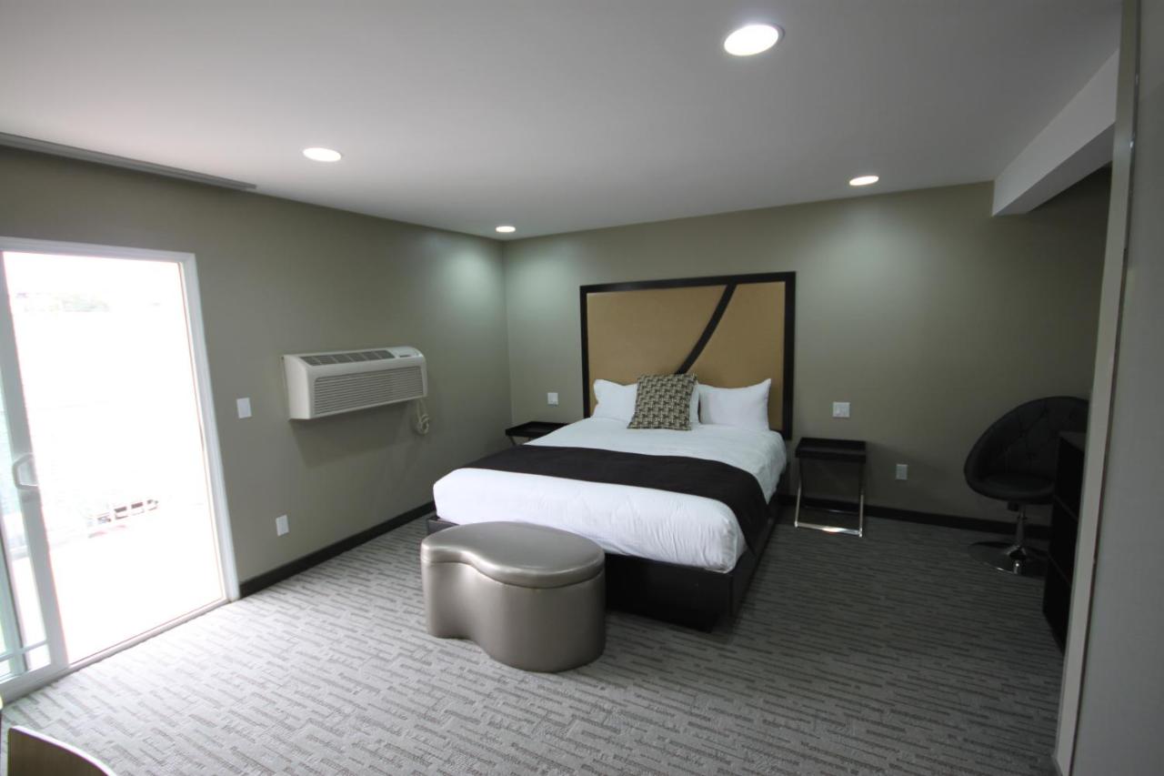 | Grandview Inn