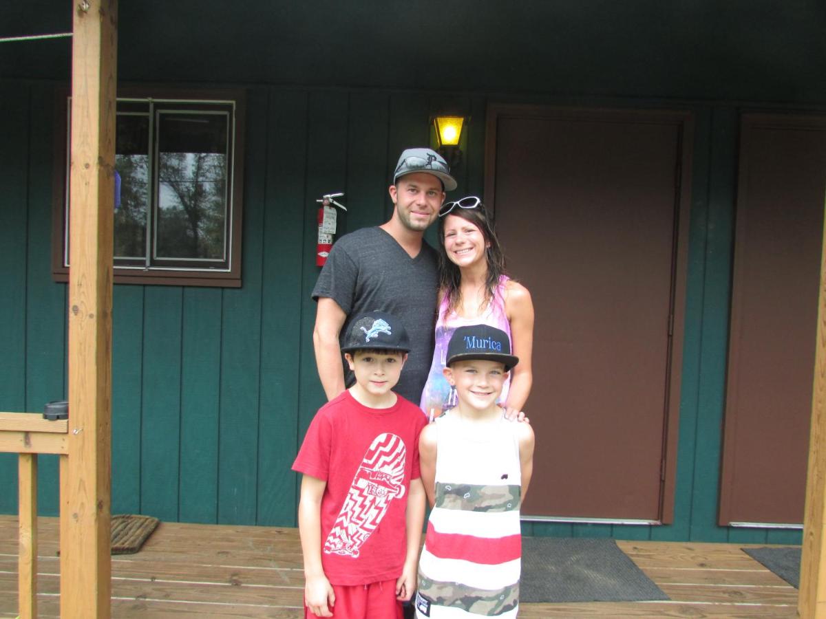 | Best Bear Lodge