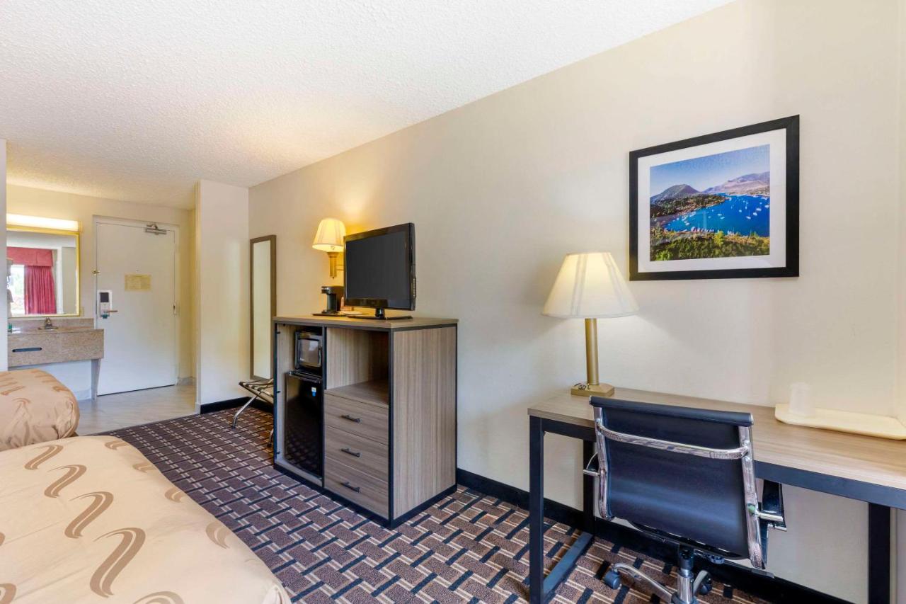  | Rodeway Inn Huron