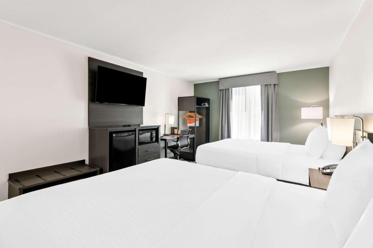 | Quality Inn Merrimack - Nashua