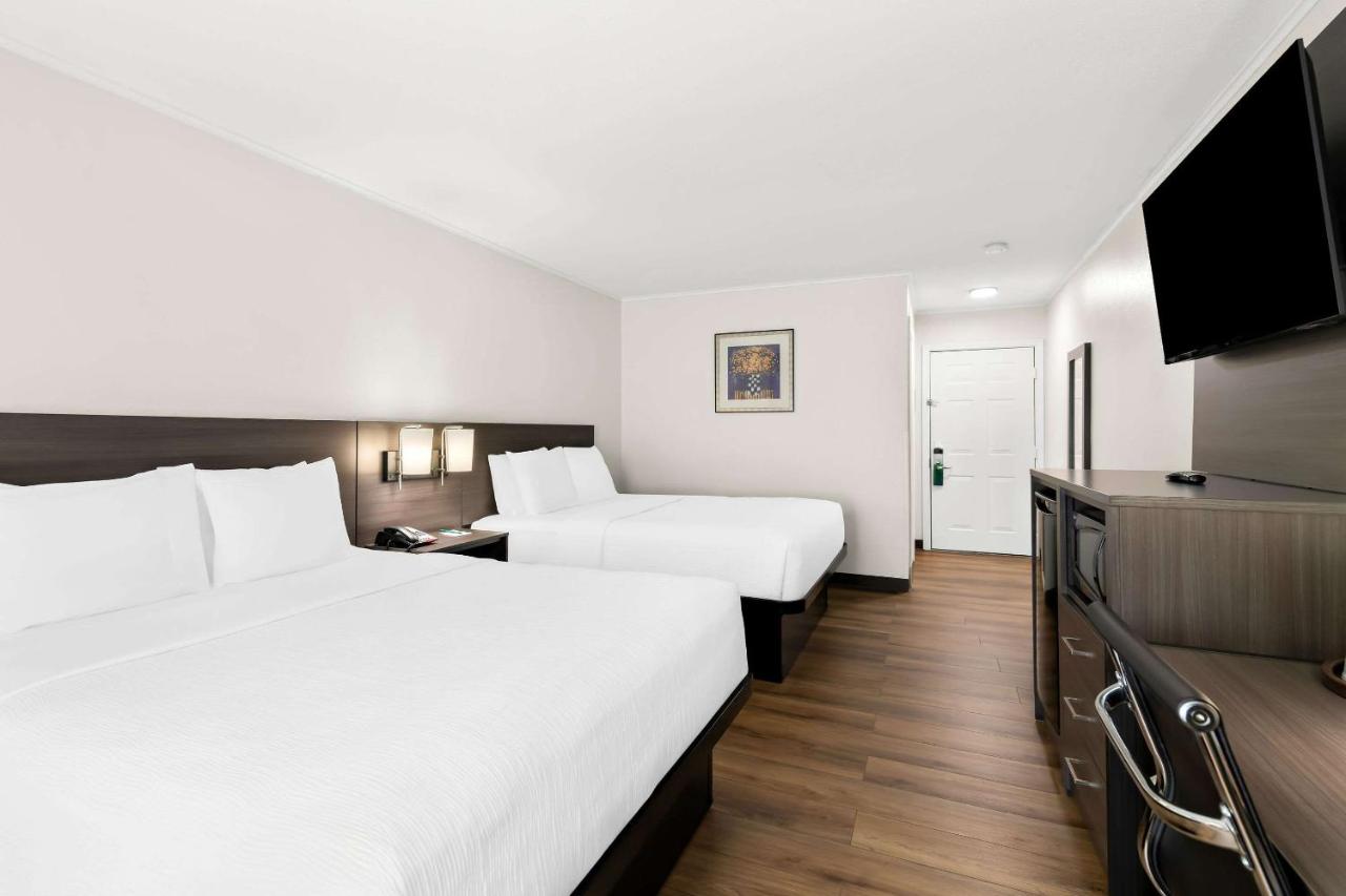 | Quality Inn Merrimack - Nashua